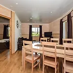 Lepovalkeinen By Interhome *